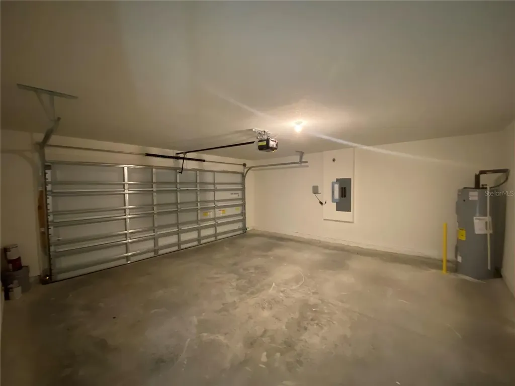 2113 NW 247 Drive Newberry FL 32669