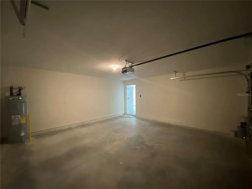 2113 NW 247 Drive Newberry FL 32669
