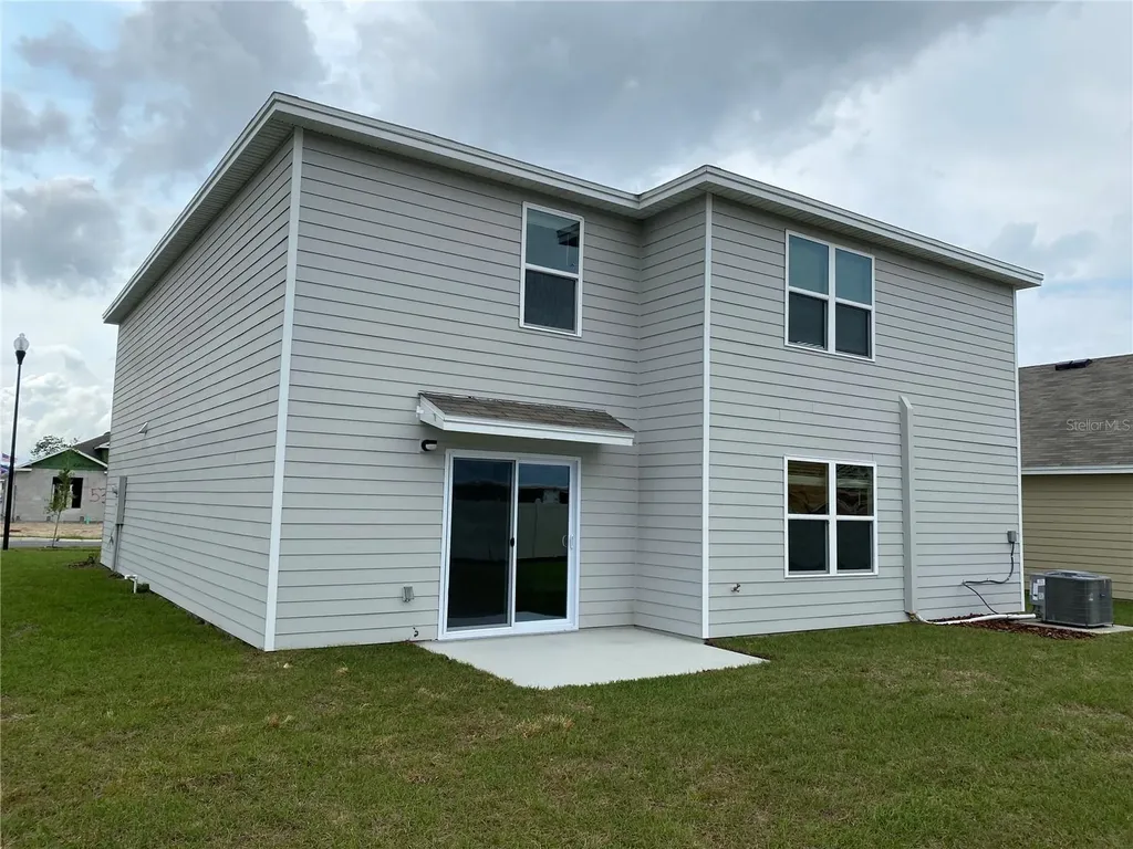 2113 NW 247 Drive Newberry FL 32669