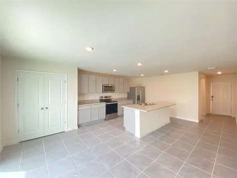2113 NW 247 Drive Newberry FL 32669