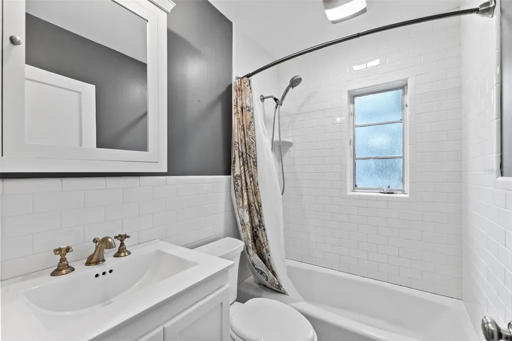 4009 W San Rafael Street Tampa FL 33629