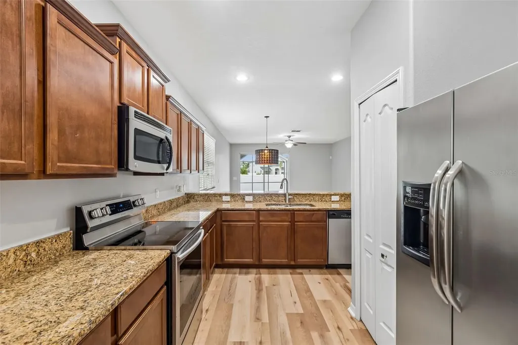9421 Trumpet Vine Loop Trinity FL 34655