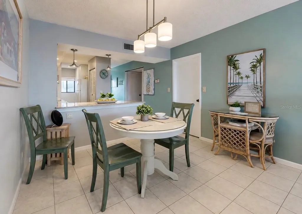 810 Bahia Del Sol Drive Ruskin FL 33570