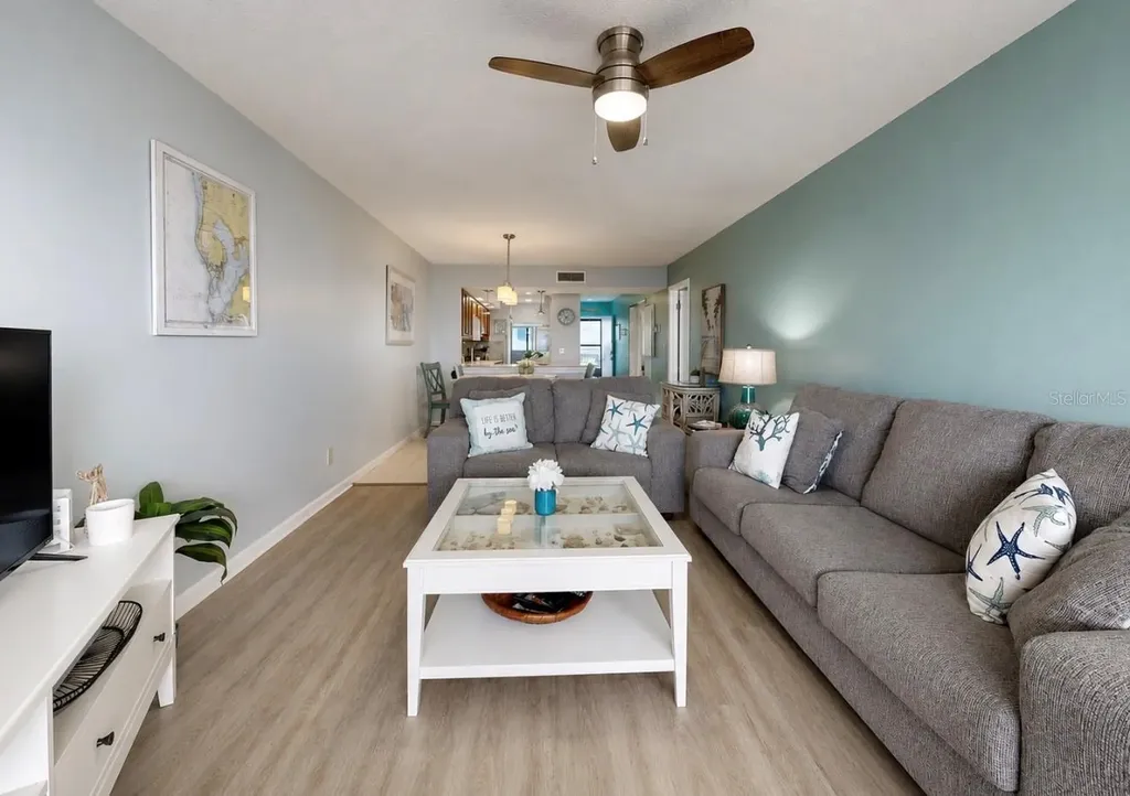 810 Bahia Del Sol Drive Ruskin FL 33570
