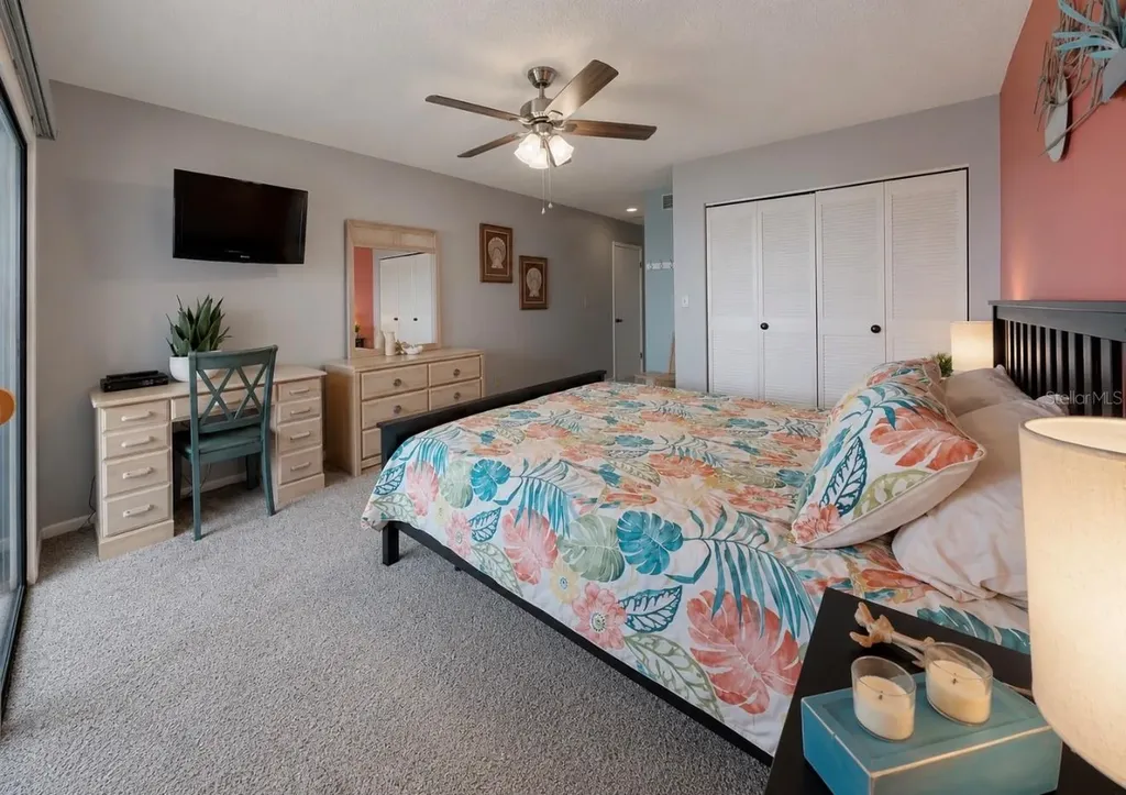 810 Bahia Del Sol Drive Ruskin FL 33570