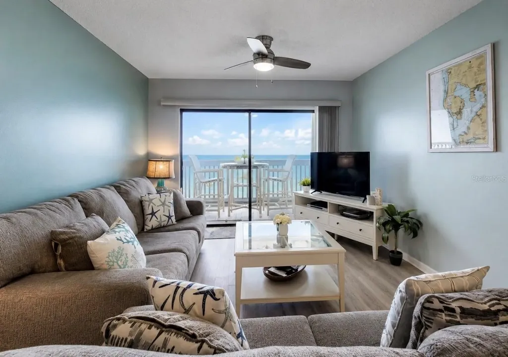 810 Bahia Del Sol Drive Ruskin FL 33570