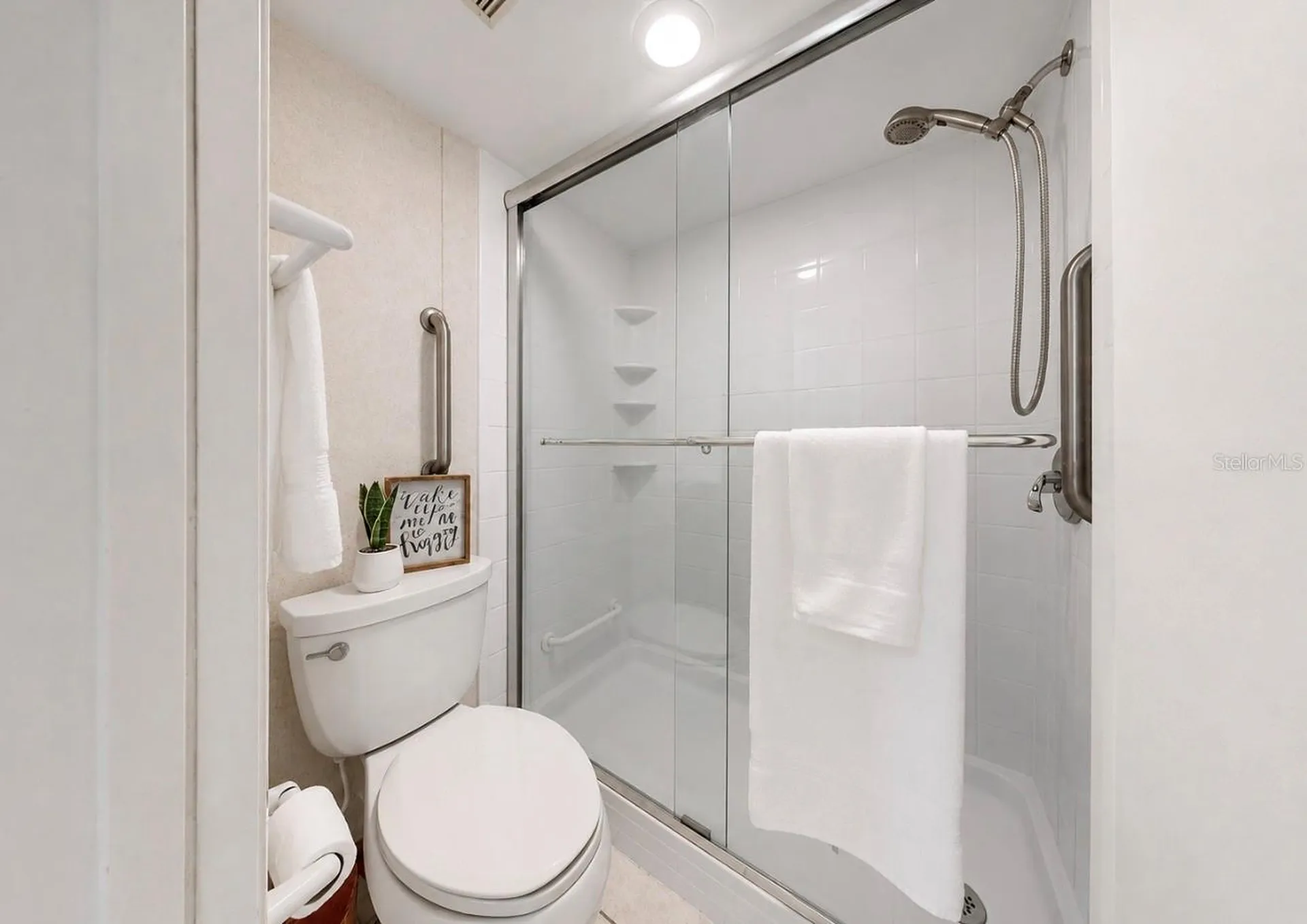 810 Bahia Del Sol Drive Ruskin FL 33570