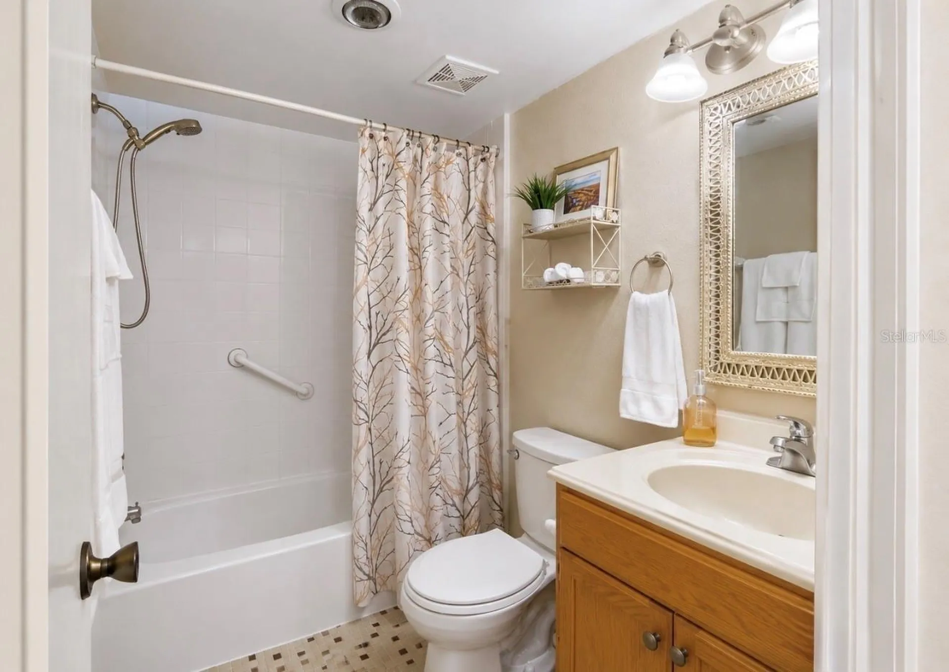 810 Bahia Del Sol Drive Ruskin FL 33570