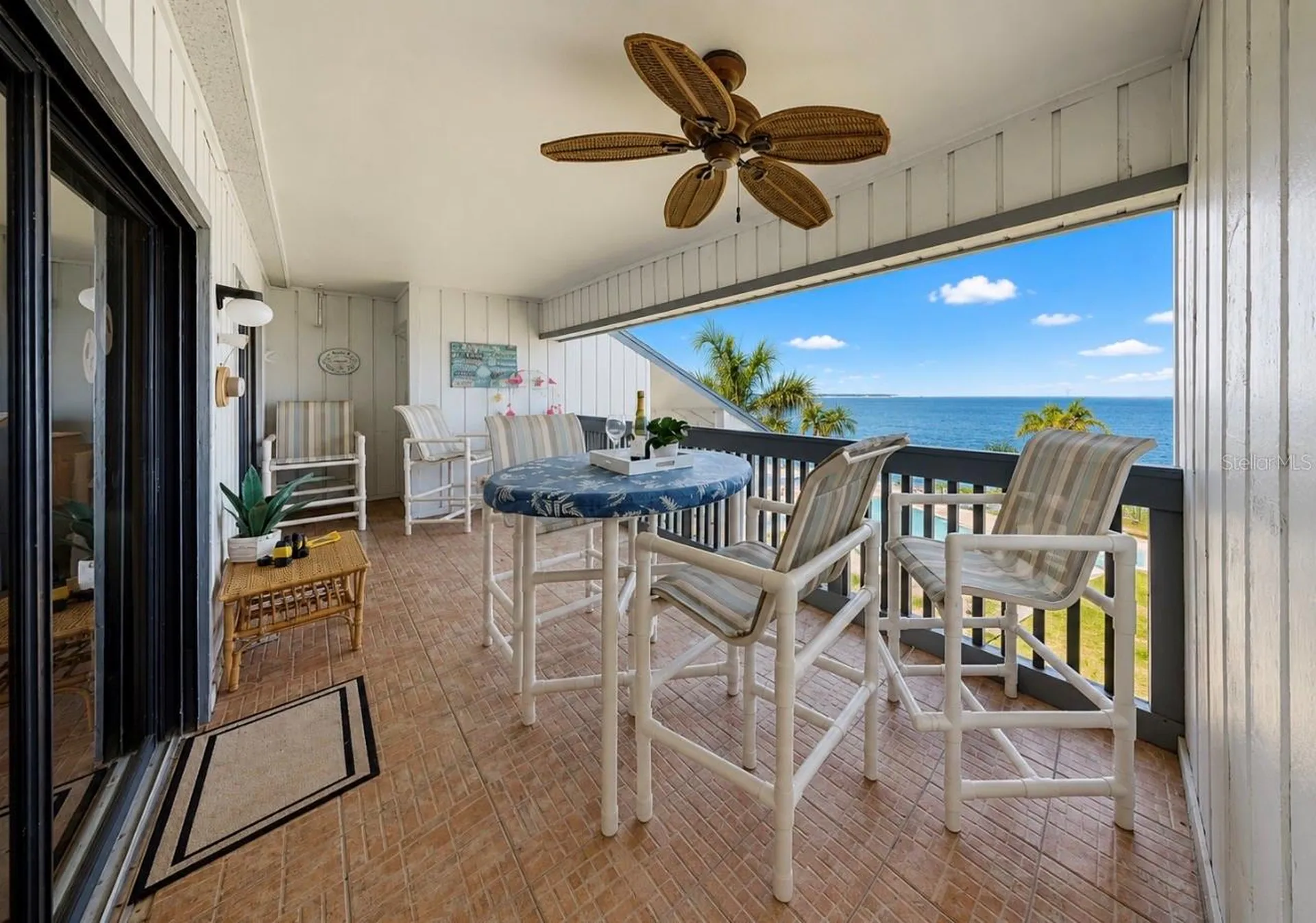 810 Bahia Del Sol Drive Ruskin FL 33570