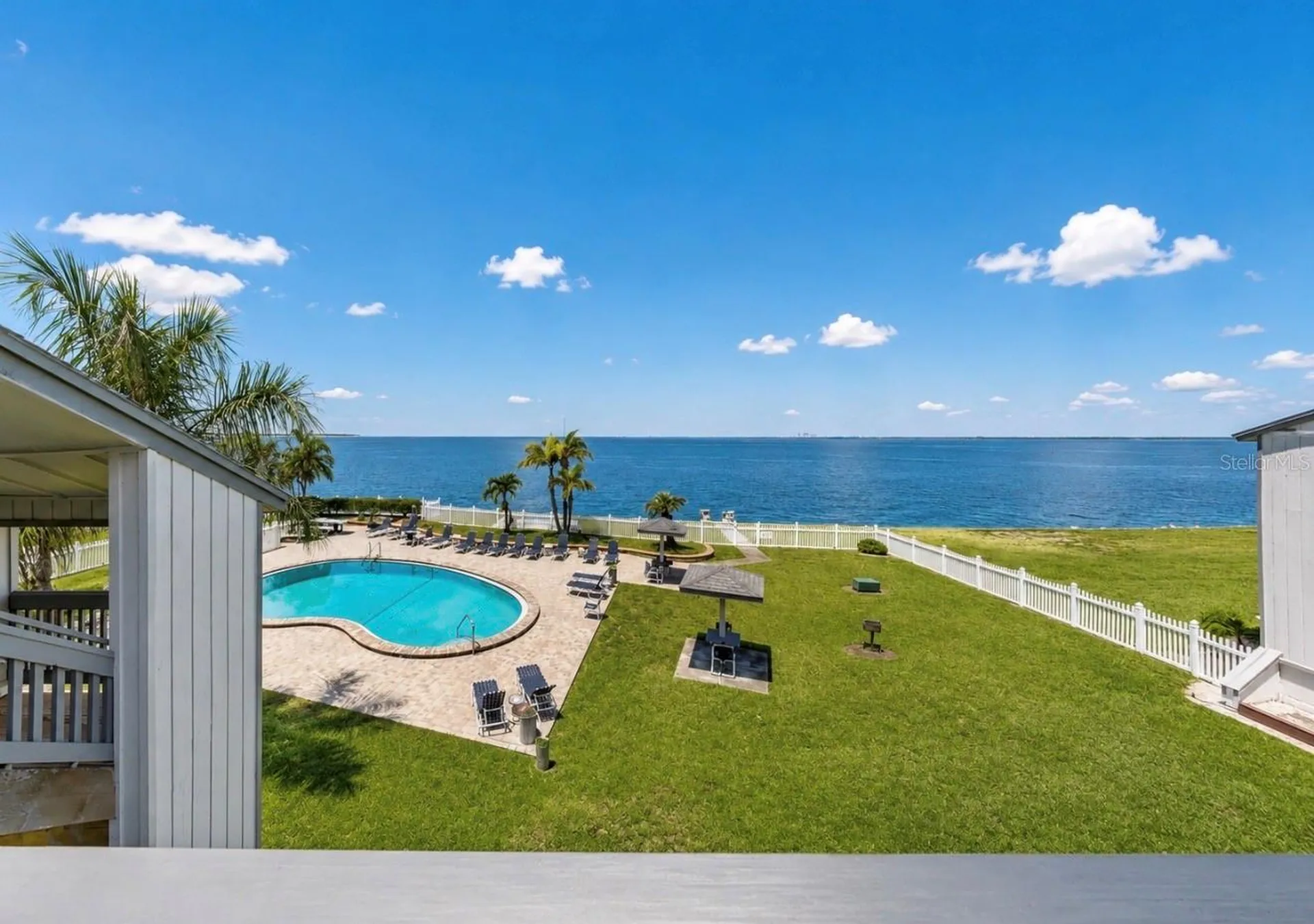 810 Bahia Del Sol Drive Ruskin FL 33570