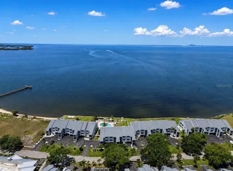 810 Bahia Del Sol Drive Ruskin FL 33570