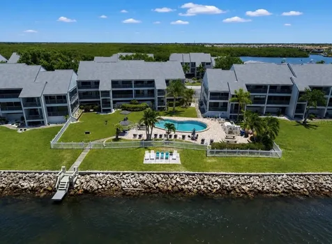 810 Bahia Del Sol Drive Ruskin FL 33570