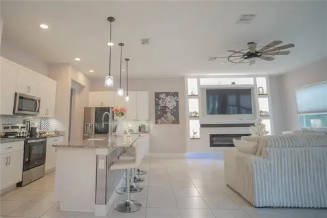 1211 Arisha Drive Kissimmee FL 34746