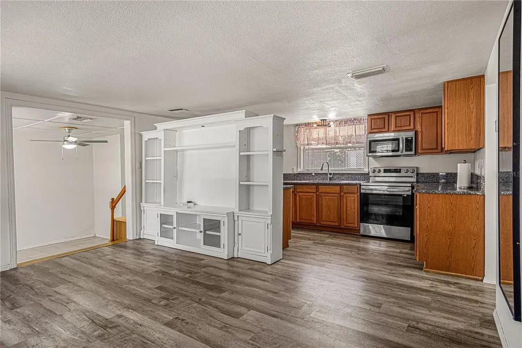 3545 Perkins Avenue Mount Dora FL 32757