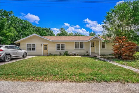 3545 Perkins Avenue Mount Dora FL 32757