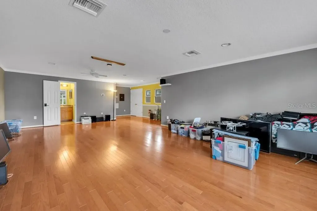6122 Kestrelpark Drive Lithia FL 33547