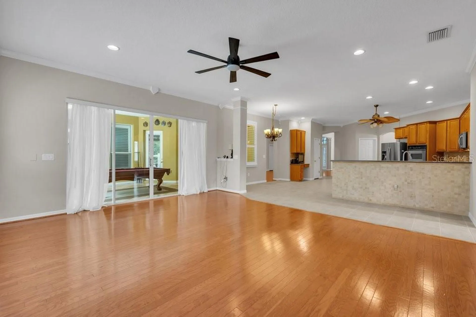 6122 Kestrelpark Drive Lithia FL 33547