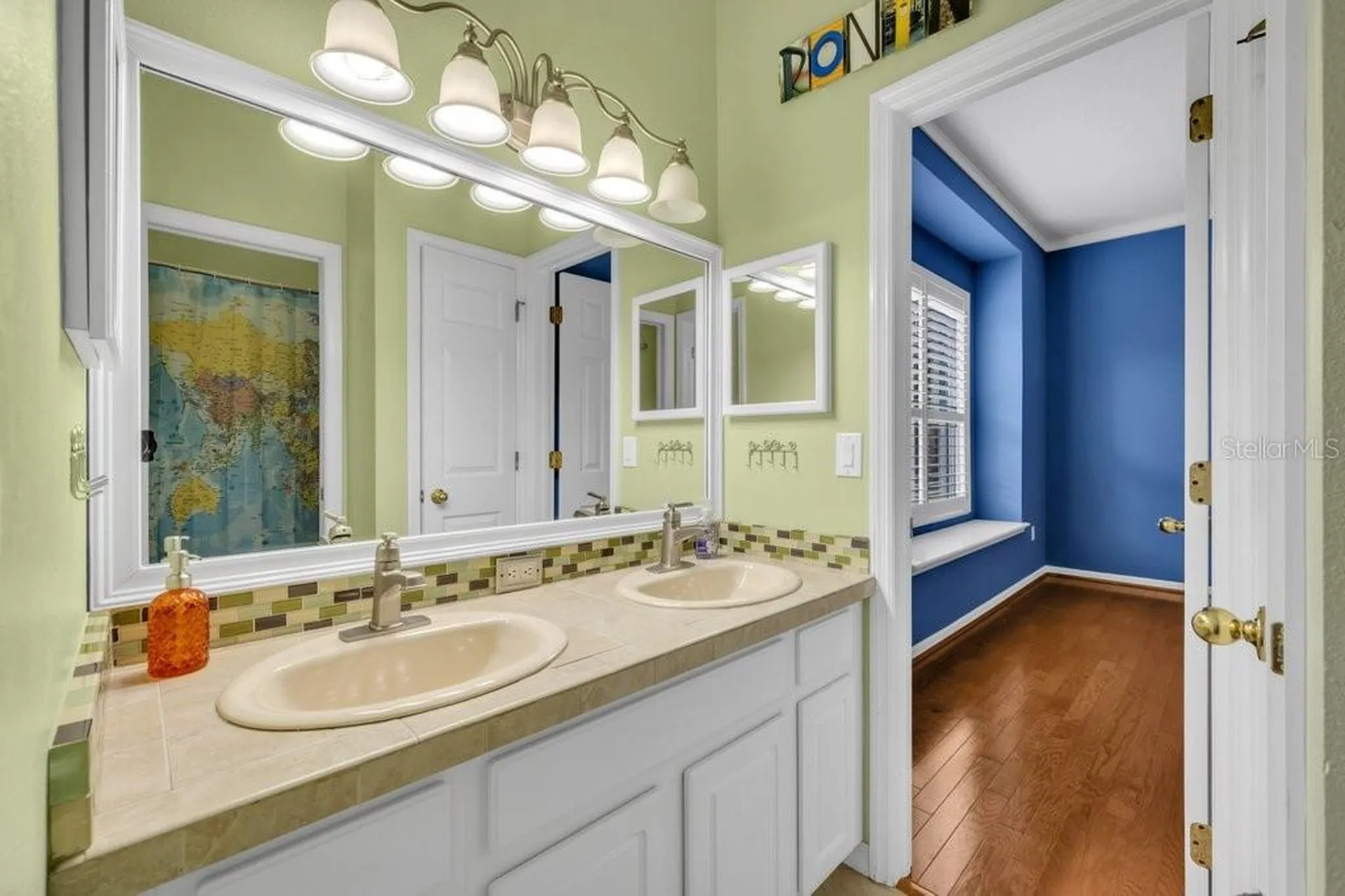 6122 Kestrelpark Drive Lithia FL 33547