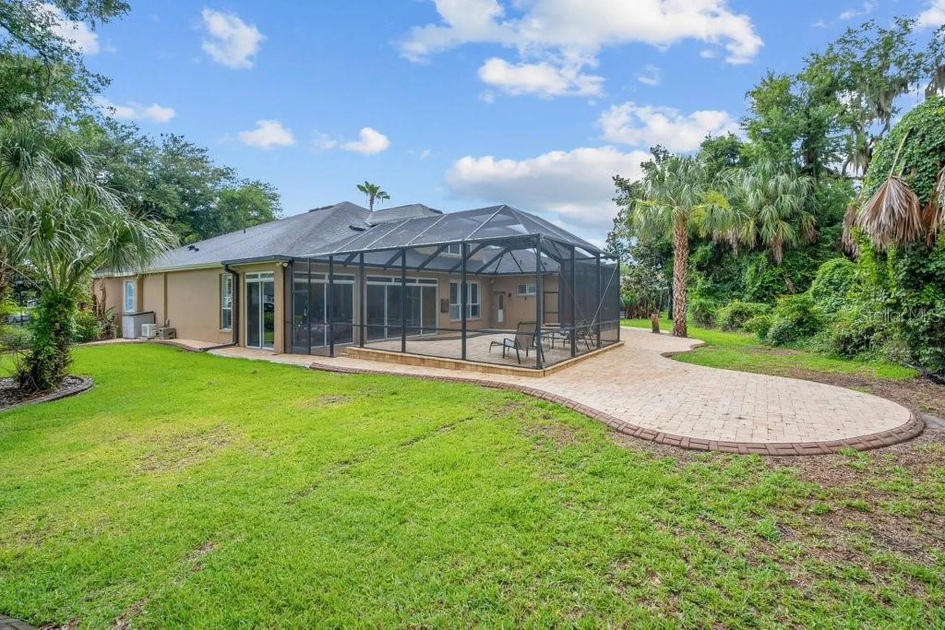 6122 Kestrelpark Drive Lithia FL 33547