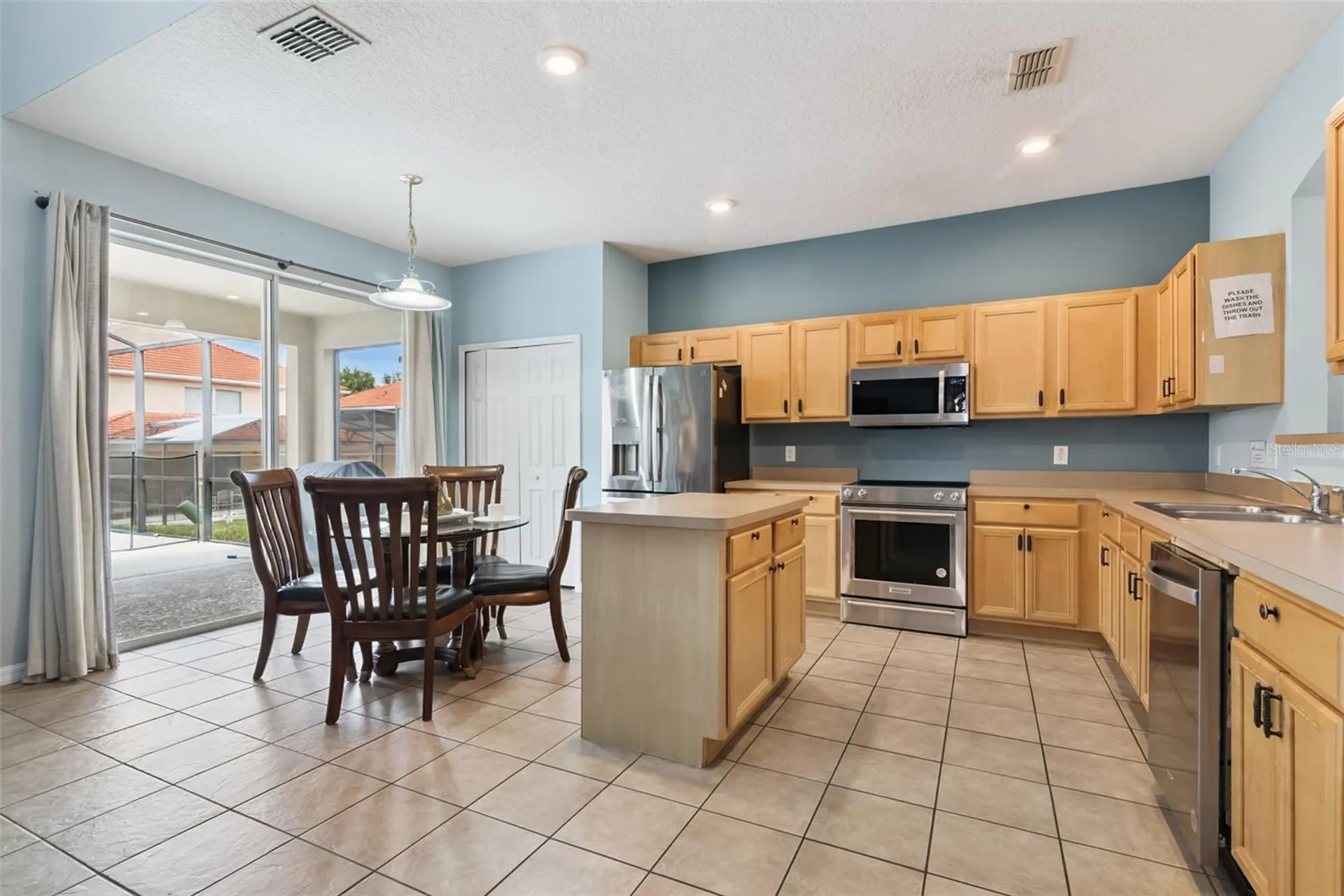 143 Cordova Avenue Davenport FL 33897