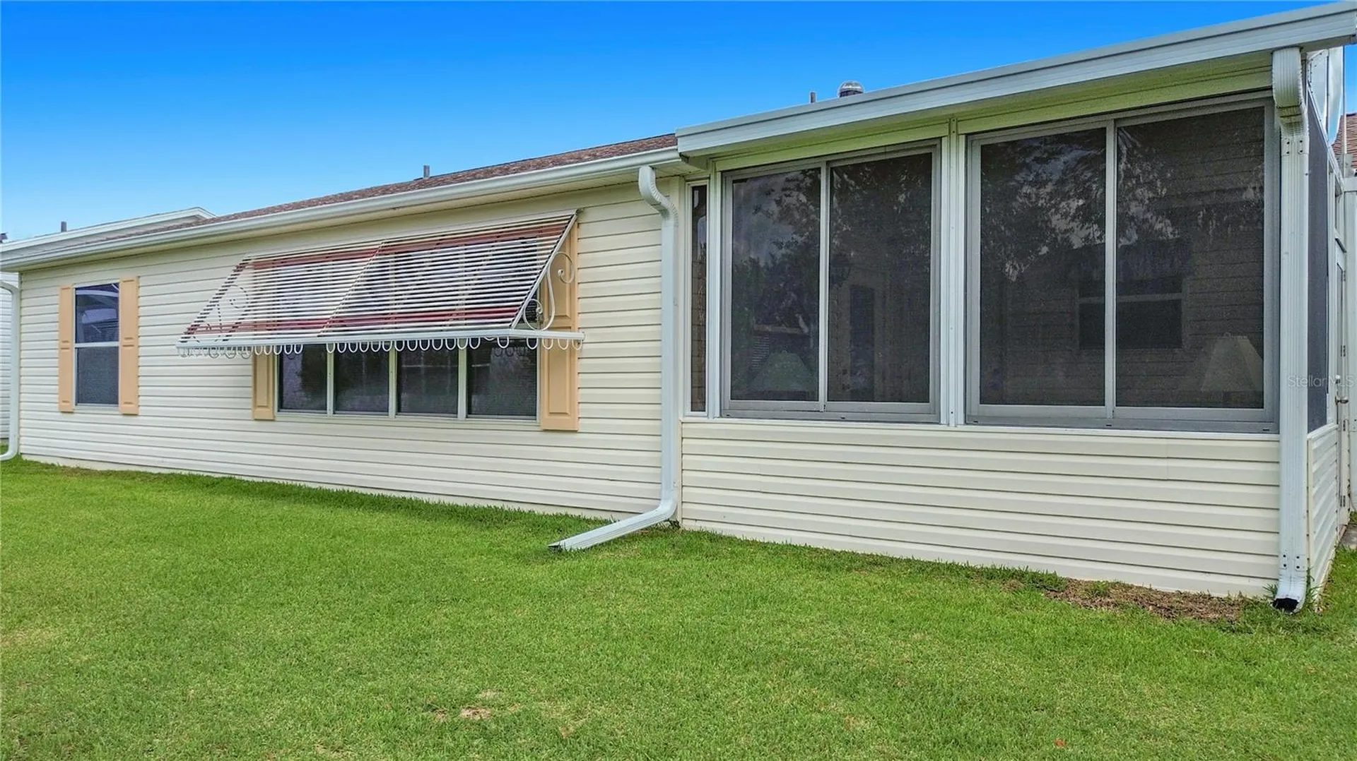 2718 Benavides Drive The Villages FL 32162