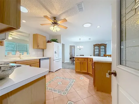 2718 Benavides Drive The Villages FL 32162