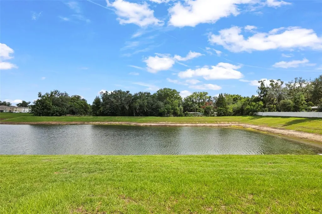 36719 Spanish Rose Drive Dade City FL 33525