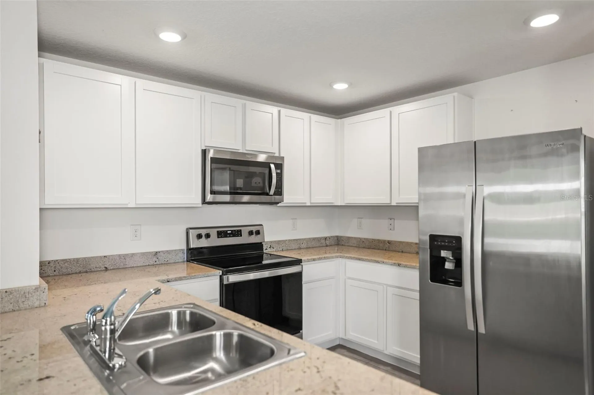 36719 Spanish Rose Drive Dade City FL 33525