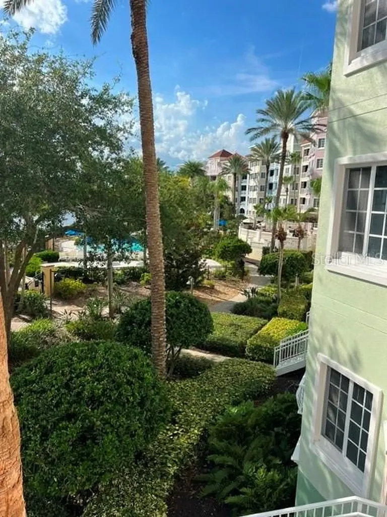 102 Yacht Harbor Drive Palm Coast FL 32137