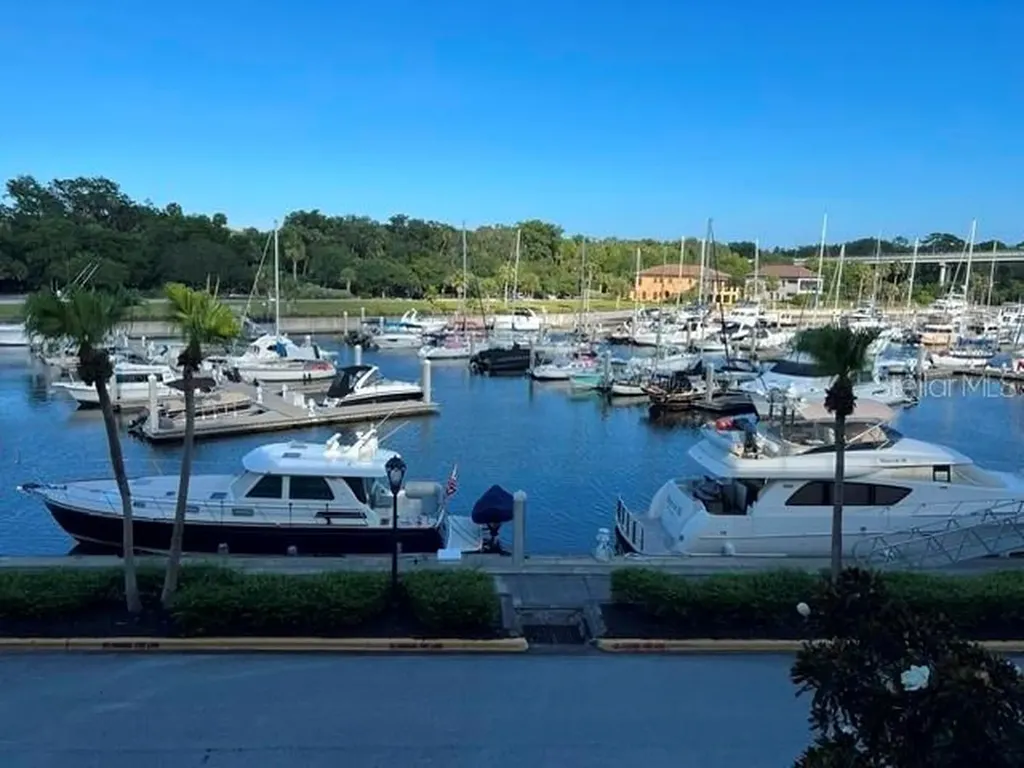 102 Yacht Harbor Drive Palm Coast FL 32137