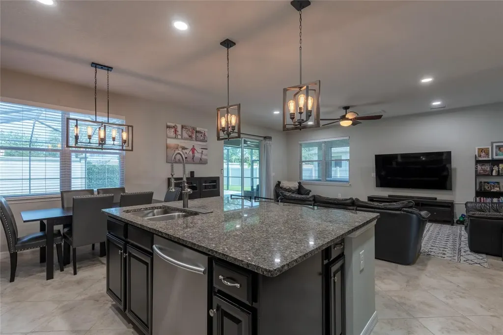 11862 Lake Lucaya Drive Riverview FL 33579