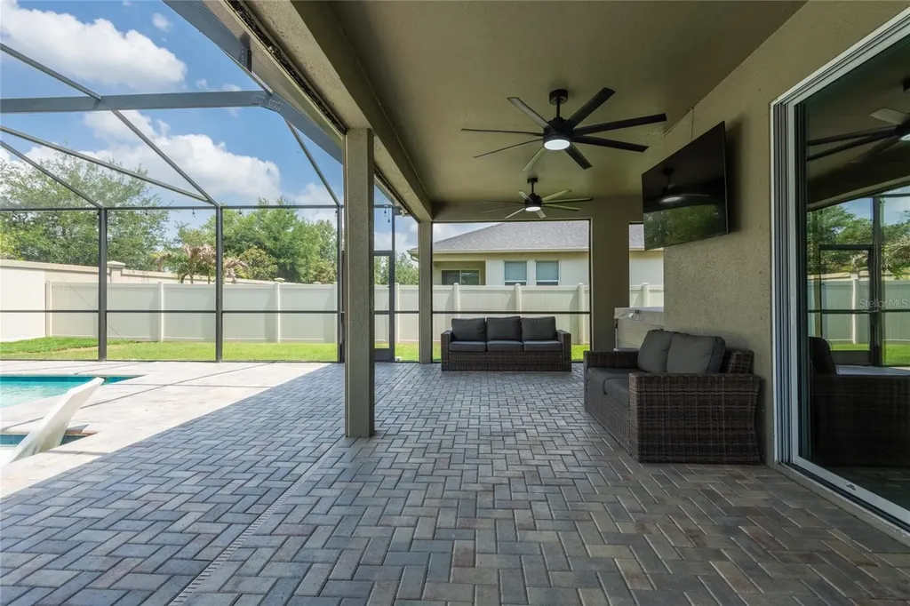 11862 Lake Lucaya Drive Riverview FL 33579