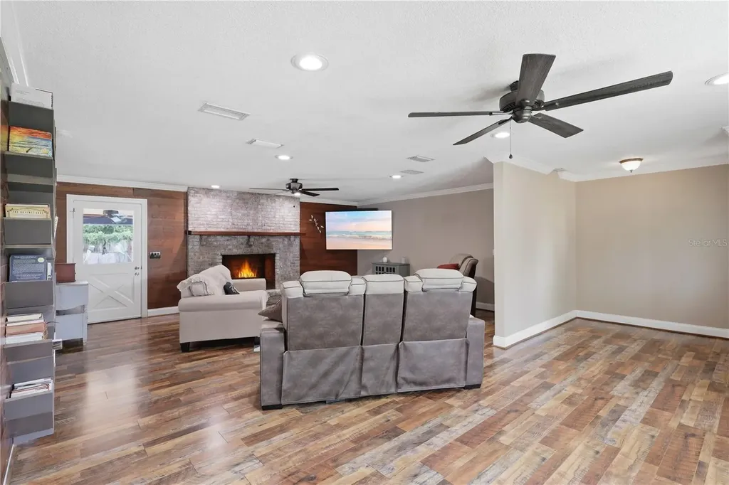3955 SE 17th Street Ocala FL 34471