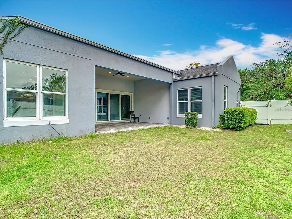 1021 W 25th Street Sanford FL 32771