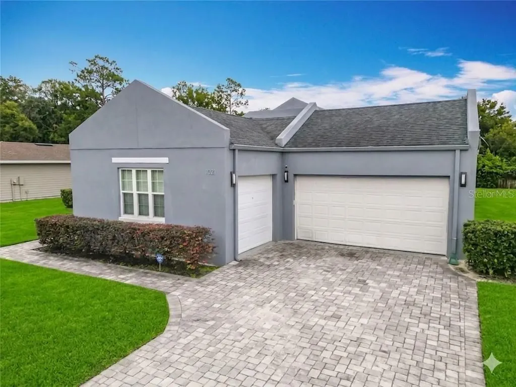 1021 W 25th Street Sanford FL 32771