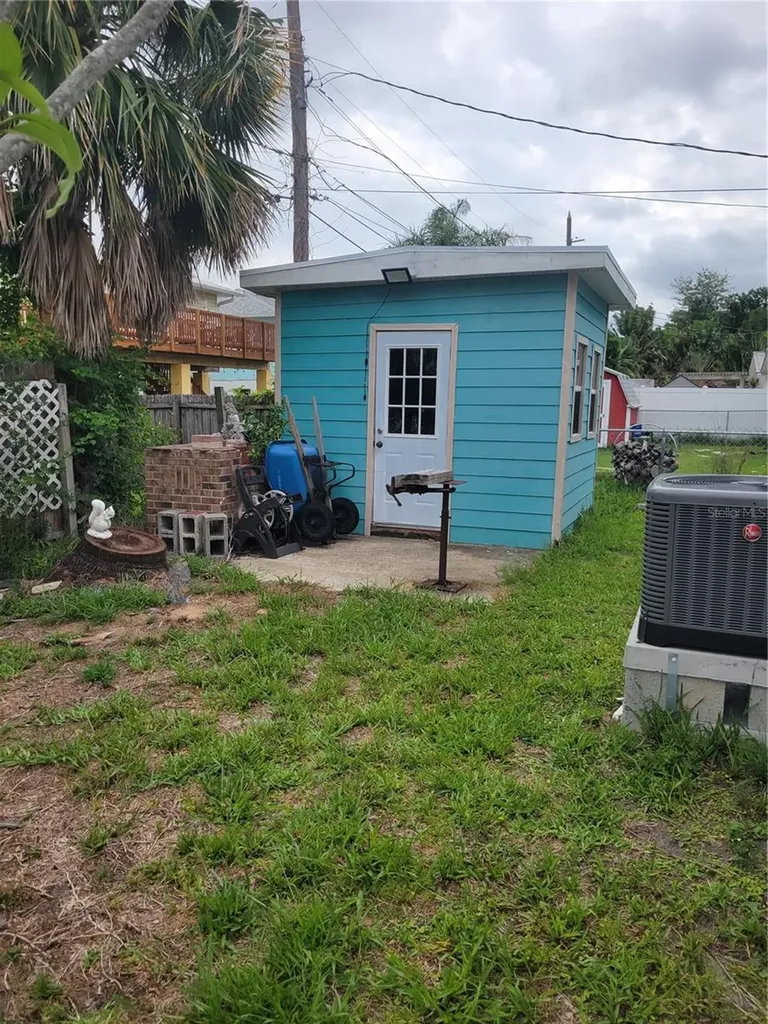 1835 Maryland Avenue NE St Petersburg FL 33703