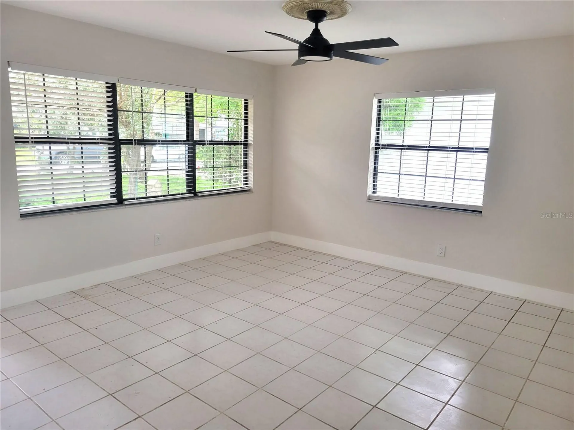 1835 Maryland Avenue NE St Petersburg FL 33703