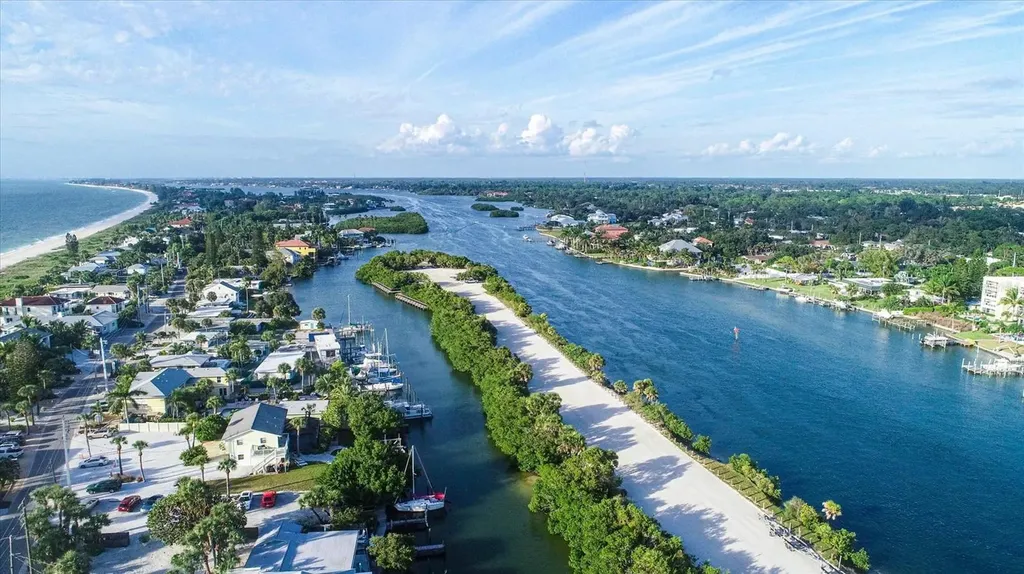 15061 Shady Palms Lane Nokomis FL 34275