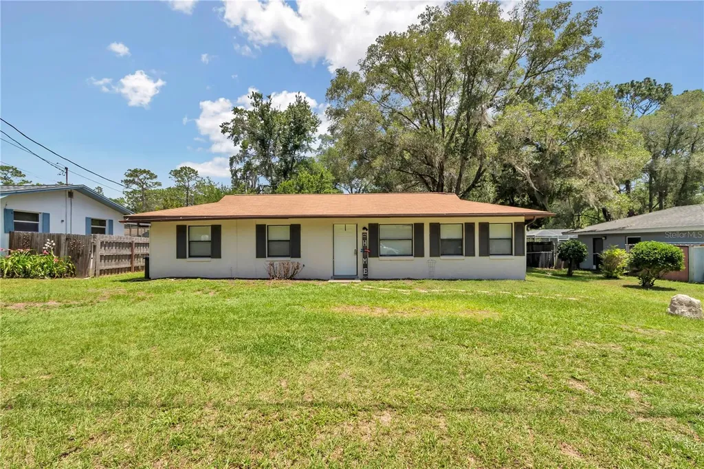 6389 E Holly Street Inverness FL 34452