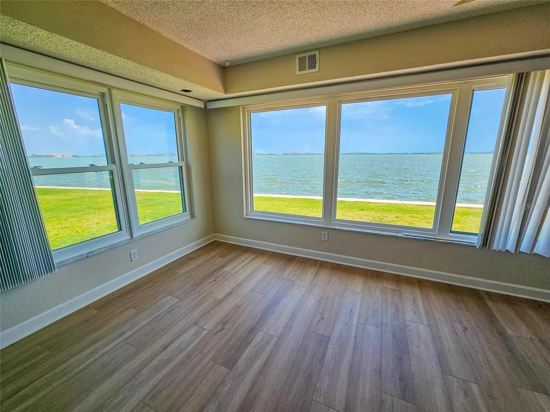 5900 Shore Boulevard S Gulfport FL 33707
