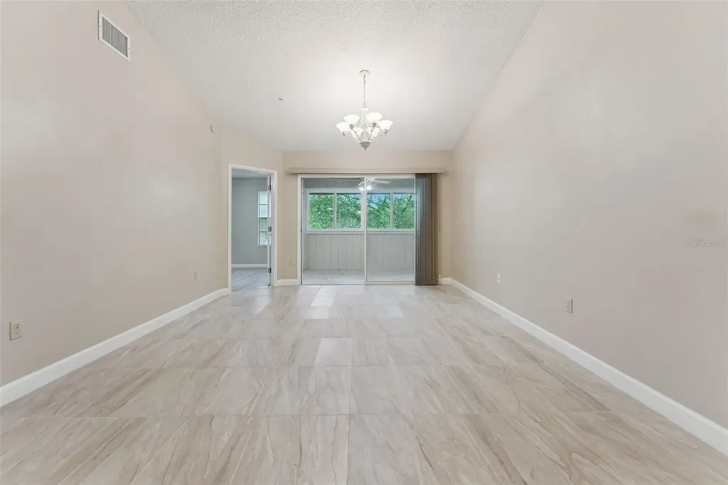 683 Post Oak Circle Altamonte Springs FL 32701