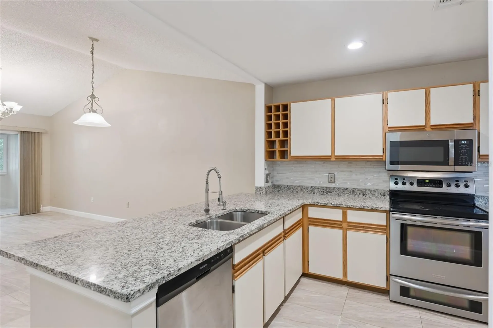 683 Post Oak Circle Altamonte Springs FL 32701