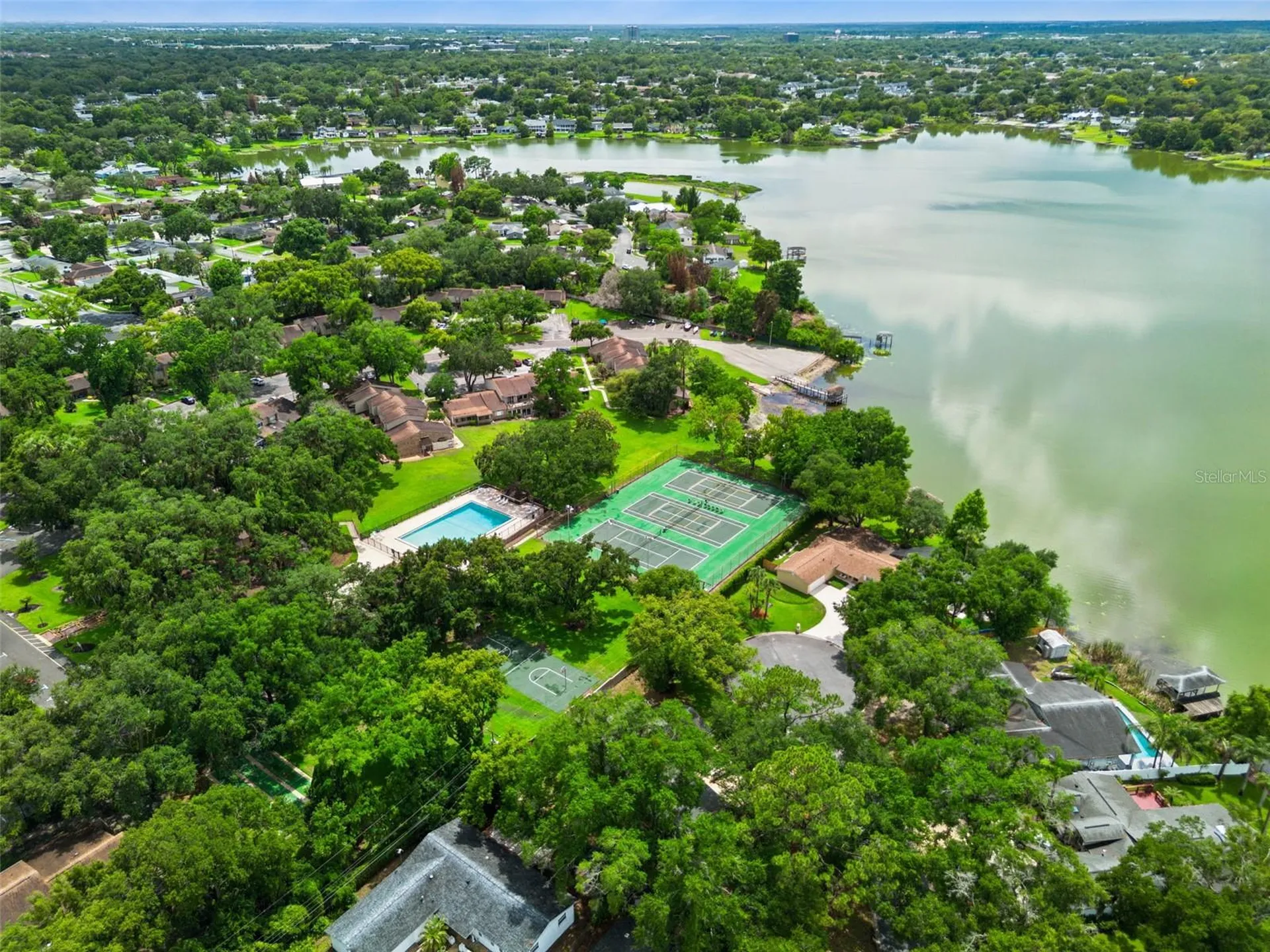 683 Post Oak Circle Altamonte Springs FL 32701