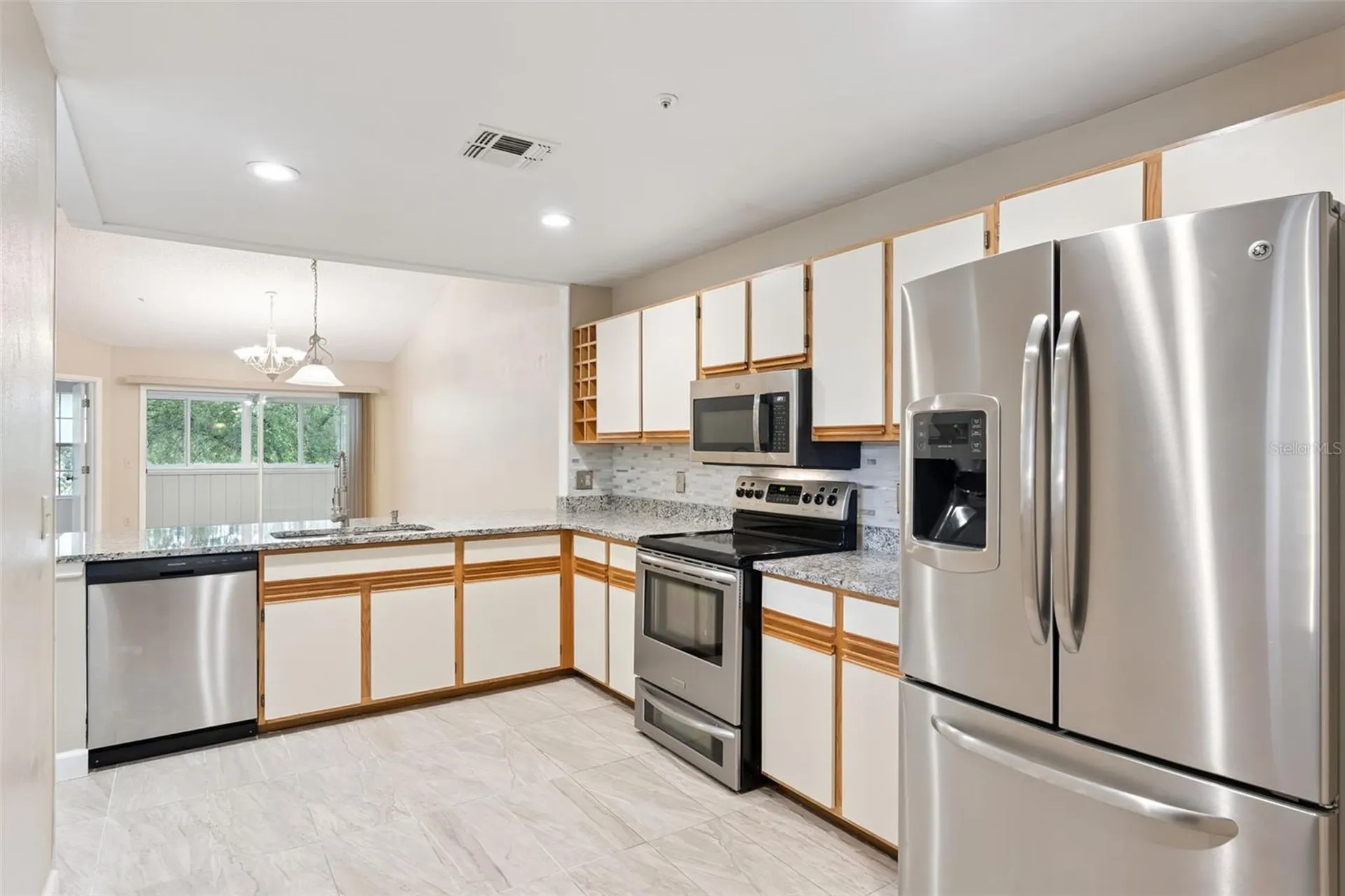 683 Post Oak Circle Altamonte Springs FL 32701