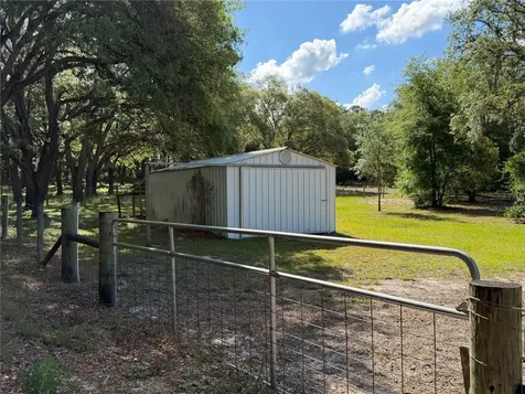 30842 Round Lake Road Mount Dora FL 32757