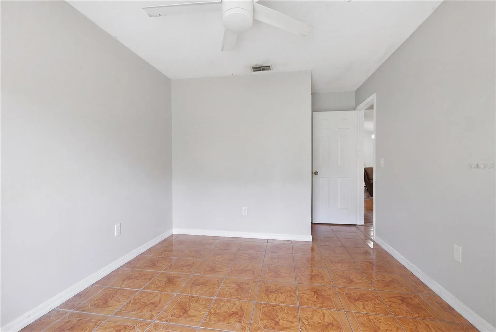 725 W 9th Street Deltona FL 32725