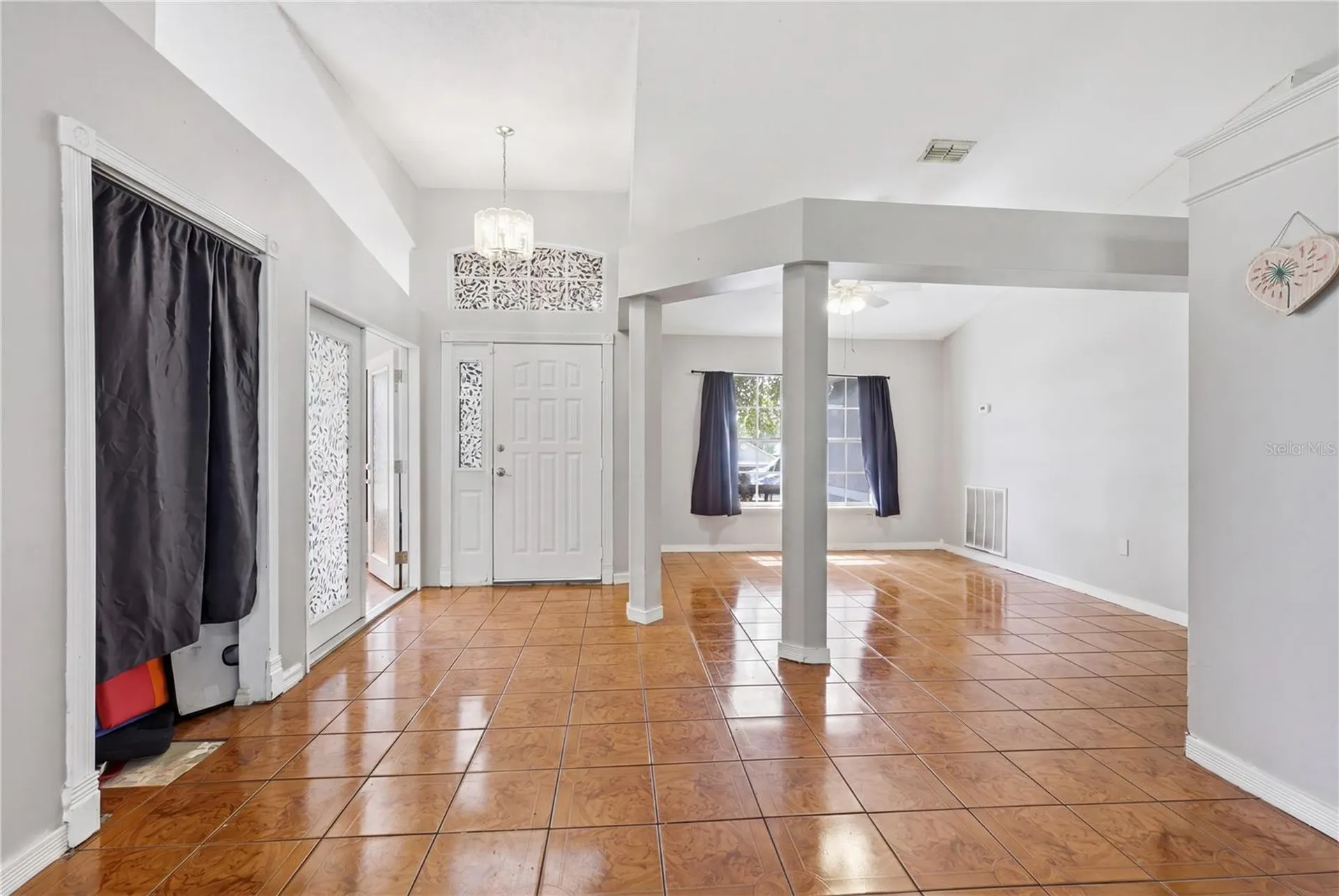 725 W 9th Street Deltona FL 32725