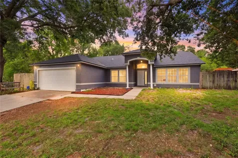725 W 9th Street Deltona FL 32725