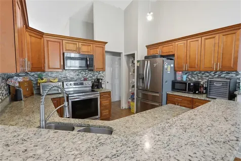 725 W 9th Street Deltona FL 32725