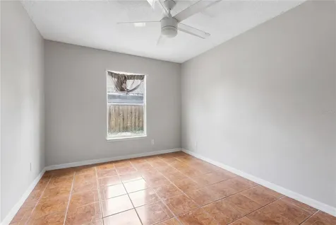 725 W 9th Street Deltona FL 32725